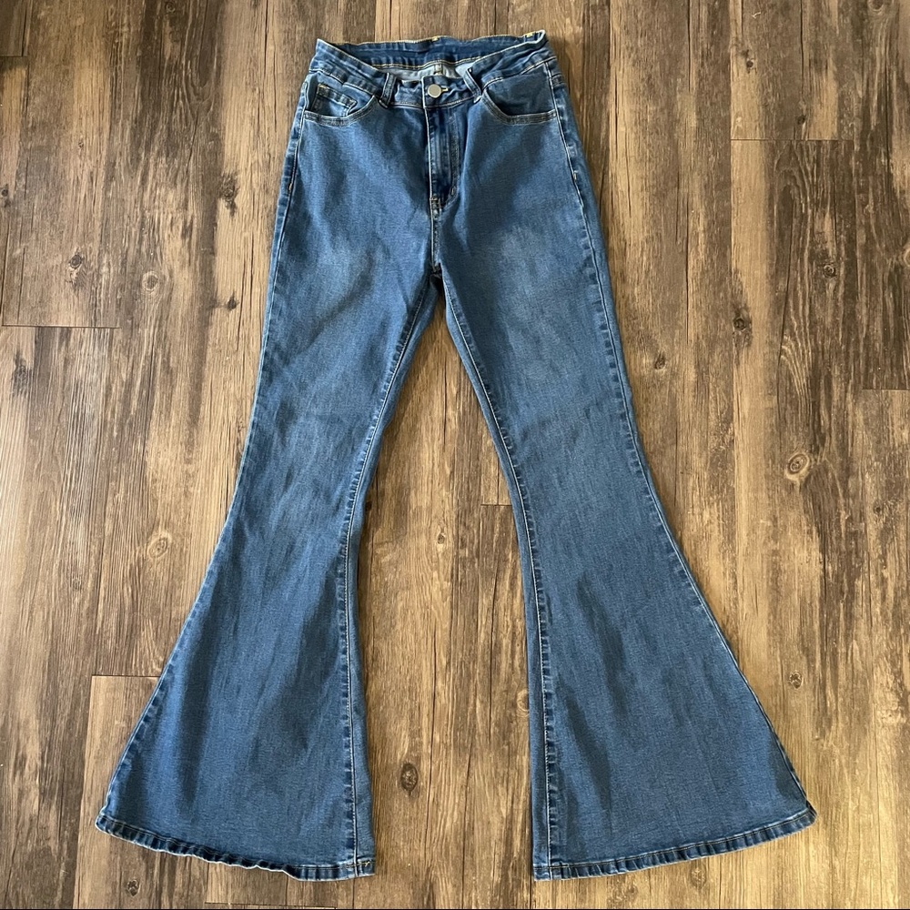 Shein flared jeans with stars